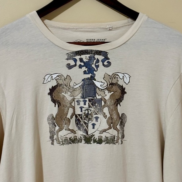 Guess| Men’s Y2K Honore Coat of Arms Cream Long Sleeve Knit Shirt Sz XL - Picture 2 of 5